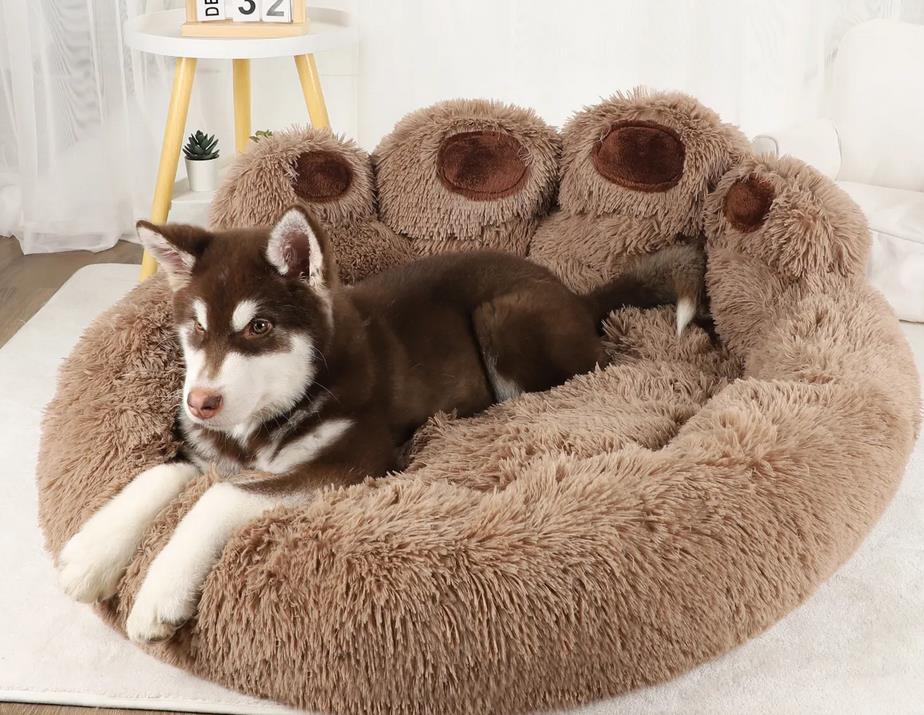 Kuscheliges Hundebett in Tatzenform – Für Hunde & Katzen